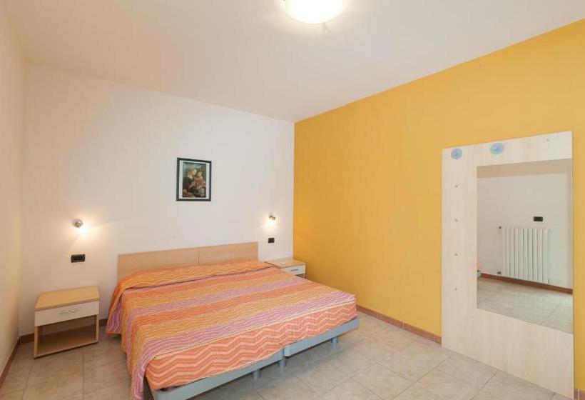 ホテル Meridiana Residence