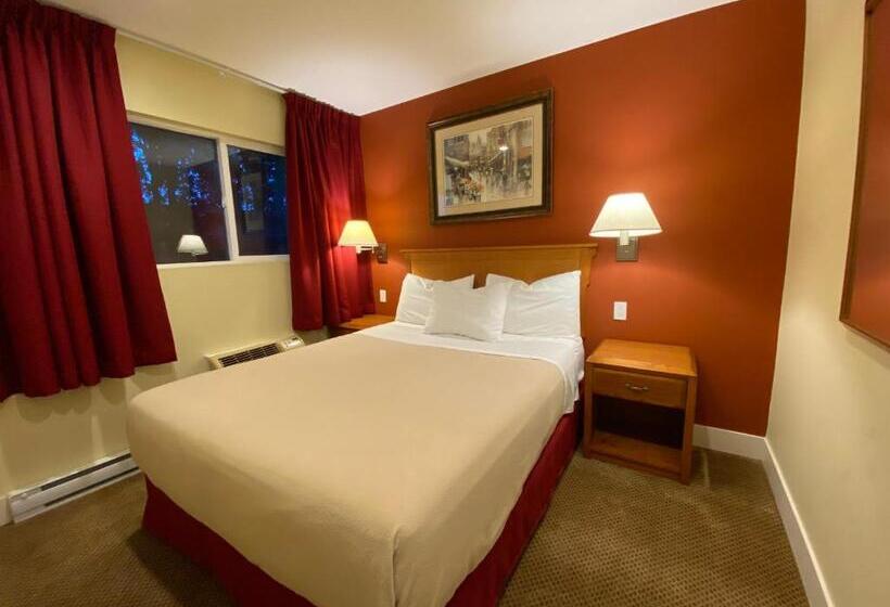 בית מלון כפרי Sahara Courtyard Inn Osoyoos