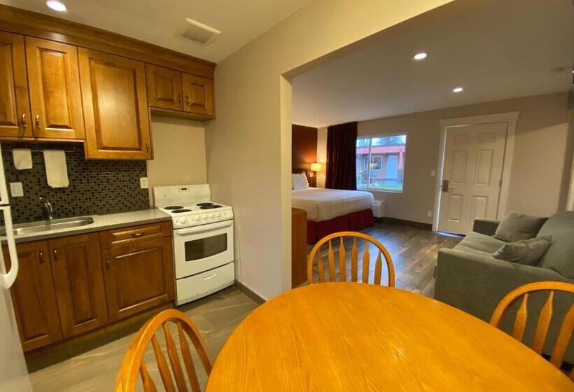 בית מלון כפרי Sahara Courtyard Inn Osoyoos