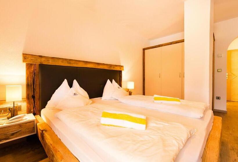 호텔 Schneeberg Family Spa Resort