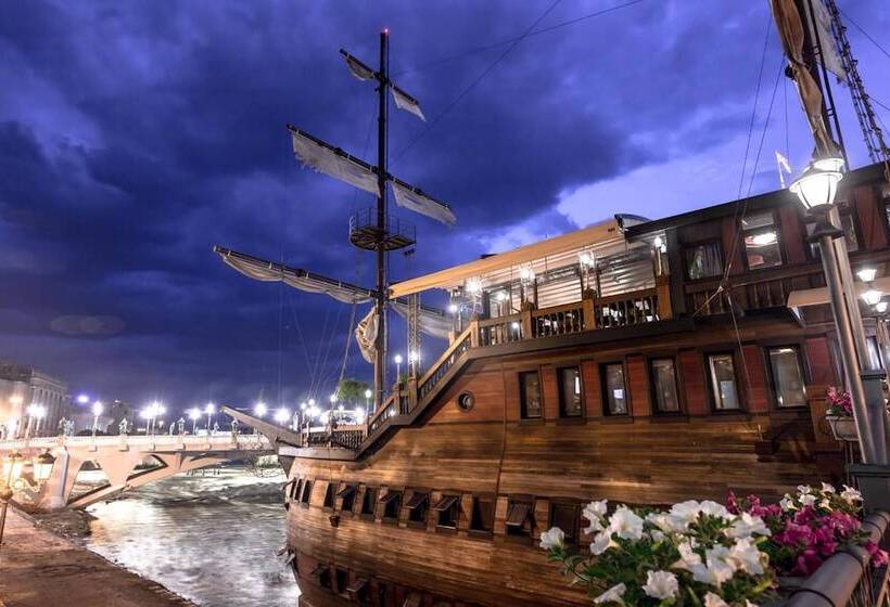 هتل Senigallia