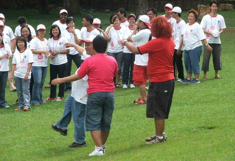 فندق Sibayak Internasional Berastagi