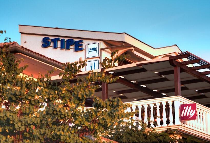 هتل Stipe