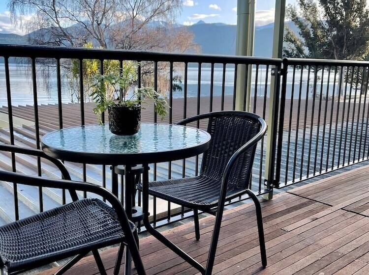 Fotos del hotel Te Anau Lakefront Backpackers:  14