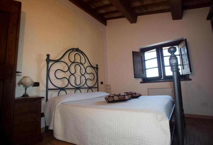 فندق Terre Del Cantico Country House