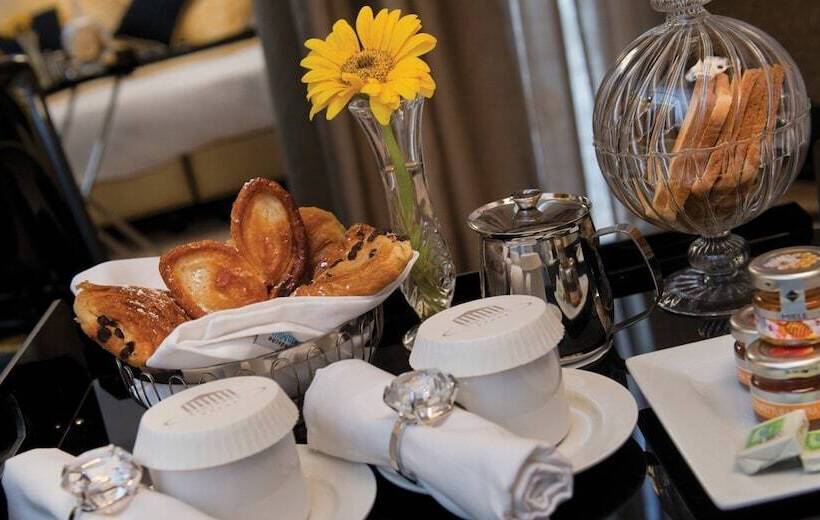 Fotos del hotel Torre Argentina Relais - Residenze Di Charme:  50