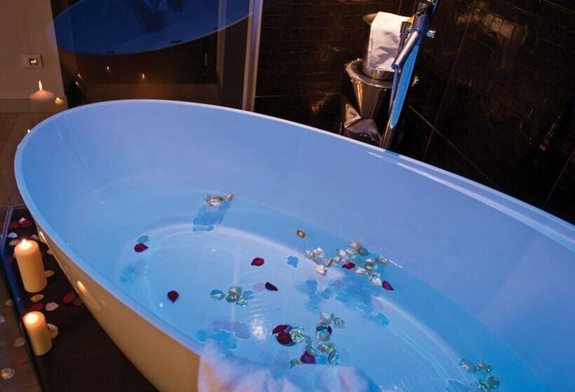 Torre Argentina Relais – Residenze Di Charme