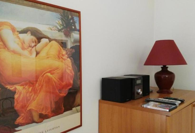 Fotos del hotel Trionfal Apartment:  6