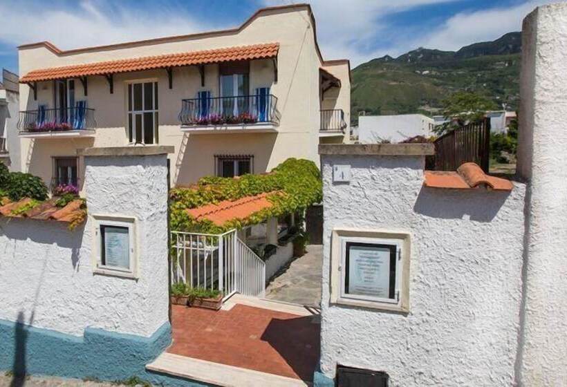 هتل Villa Mafalda