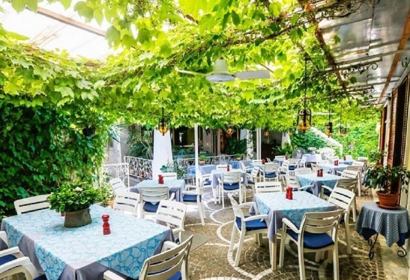 هتل Villa Mafalda