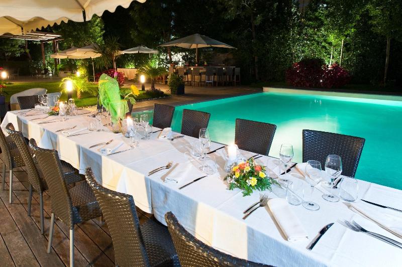 هتل Villa Maria Cristina