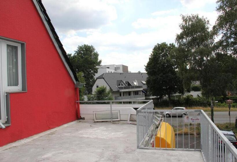 هتل Neo Cologne Bonn Airport