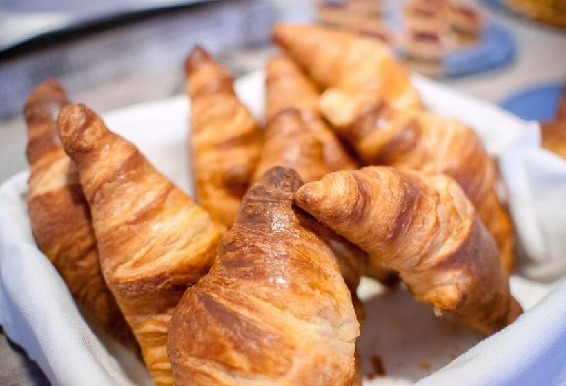 هتل Bacco Rooms And Breakfast