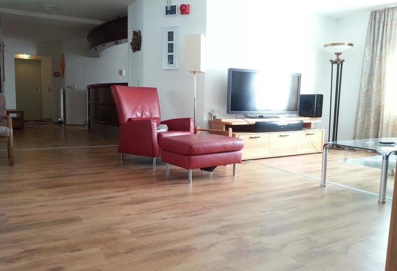 ホテル City  Bauer