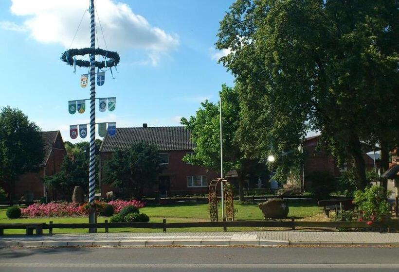 هتل Am Rosenplatz,24 Stunden Check In, Kostenfreie Parkplätze