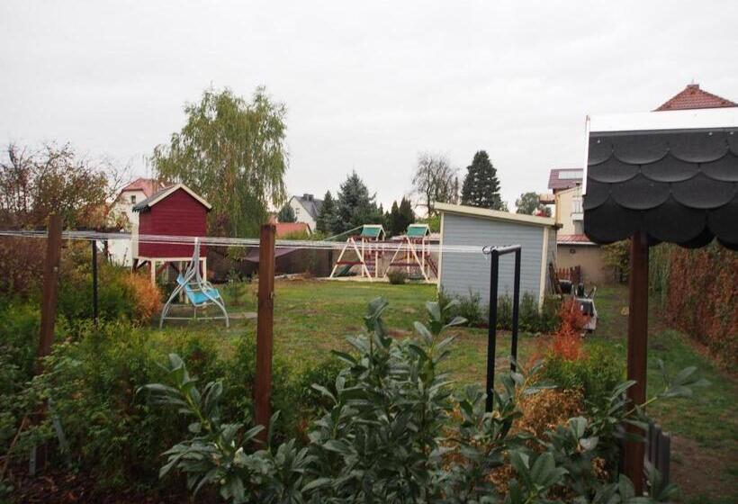 هتل Pension Ottendorf Okrilla