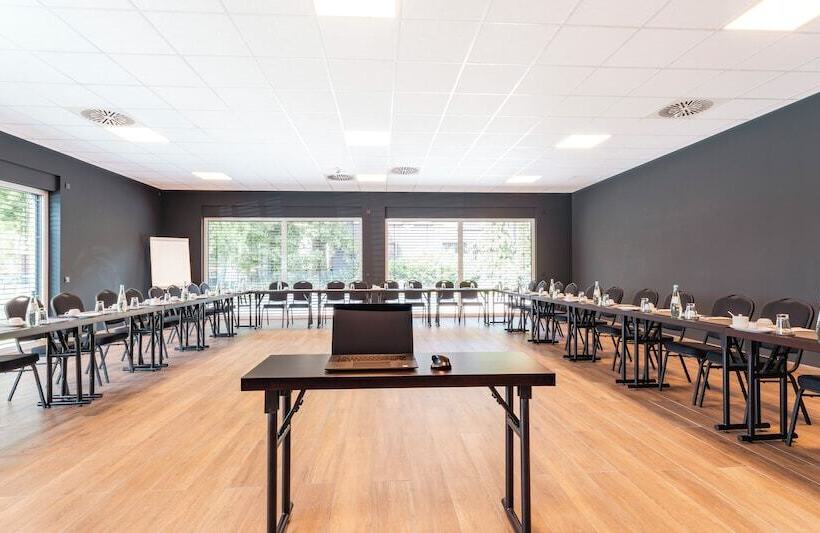 هتل Plaza Inn Recklinghausen
