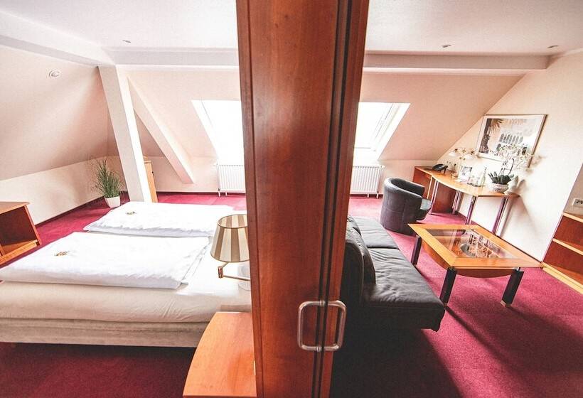 هتل Plaza Inn Recklinghausen