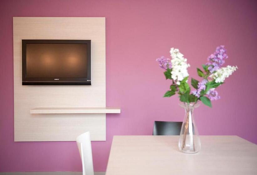 هتل Residence Desiree