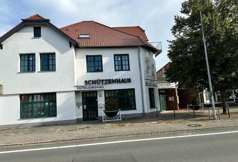 هتل Schuetzenhaus Vorsfelde