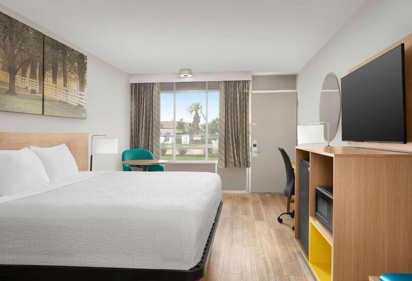 مُتل Days Inn By Wyndham Lake City I75