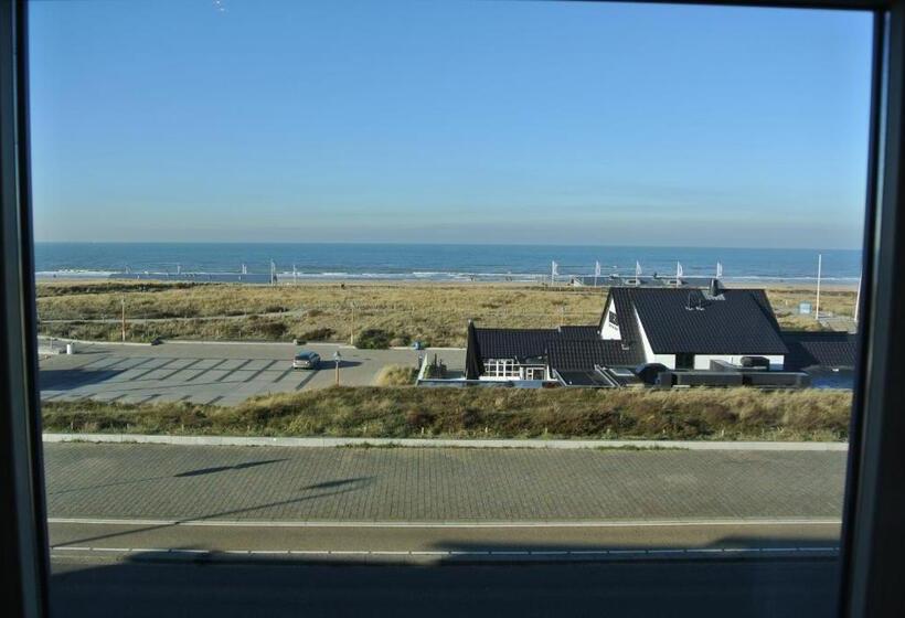 هتل Bed&breakfast Aan Strand