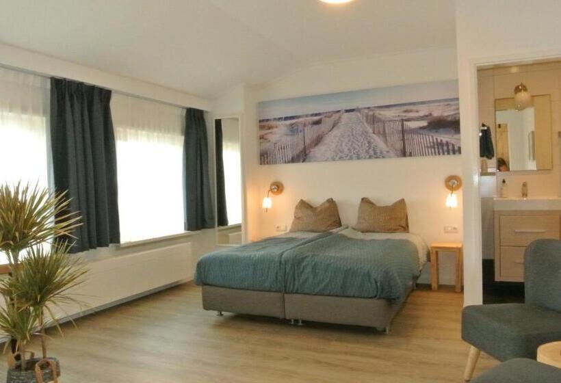 هتل Bed&breakfast Aan Strand
