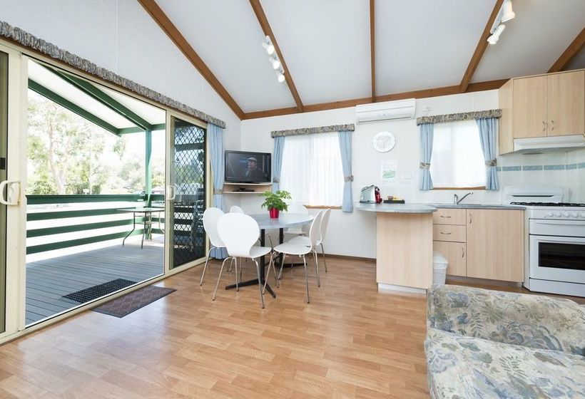 Отель Big4 Ingenia Holidays Phillip Island