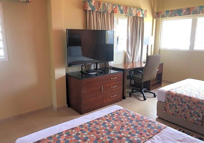 هتل Carl S Unique Inn & Conference Facilities