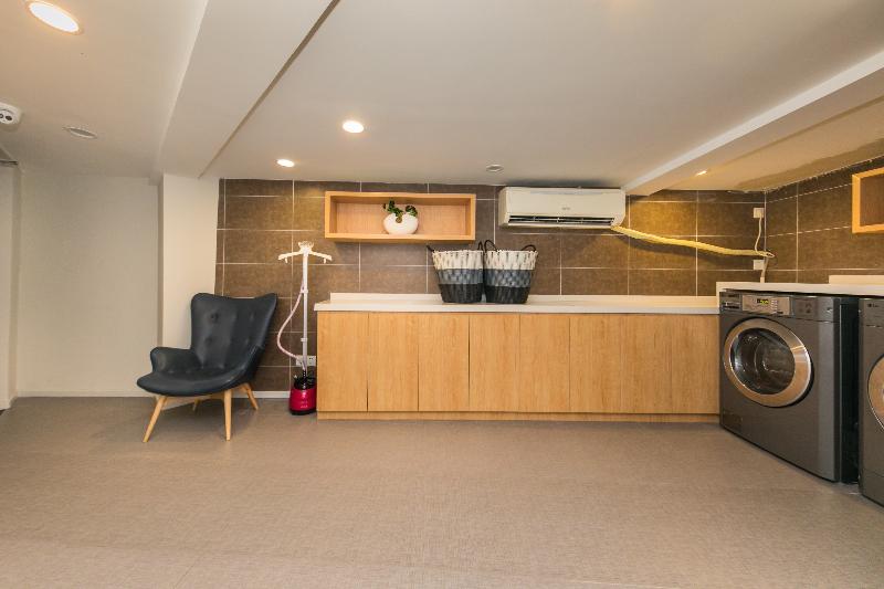 호텔 Hanting Express Shanghai New Jing An Temple