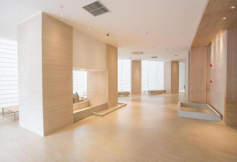 Ji Hotel Shanghai Yan An Road