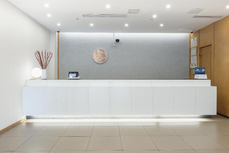 Ji Hotel Shanghai Zhoupu Wanda Plaza