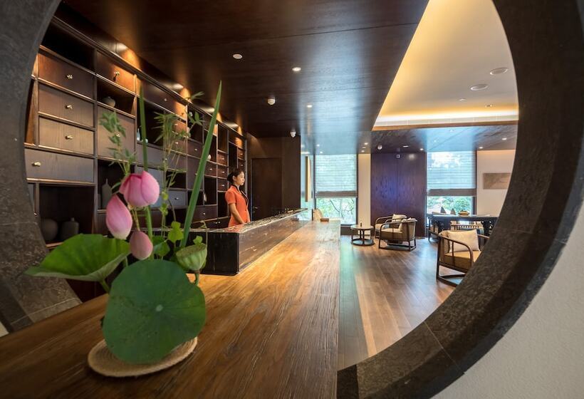 ホテル Jiuhua Mountain Dongya