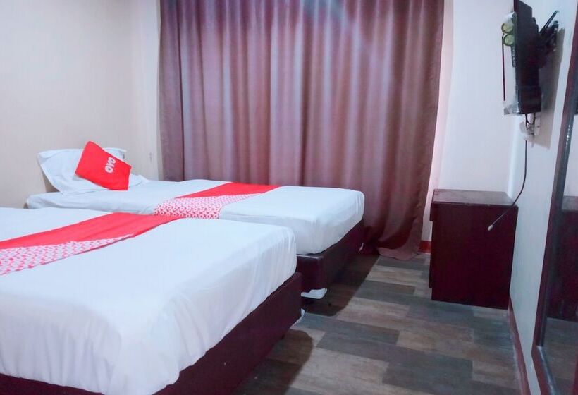 هتل Putri Gading 2 By Oyo Rooms