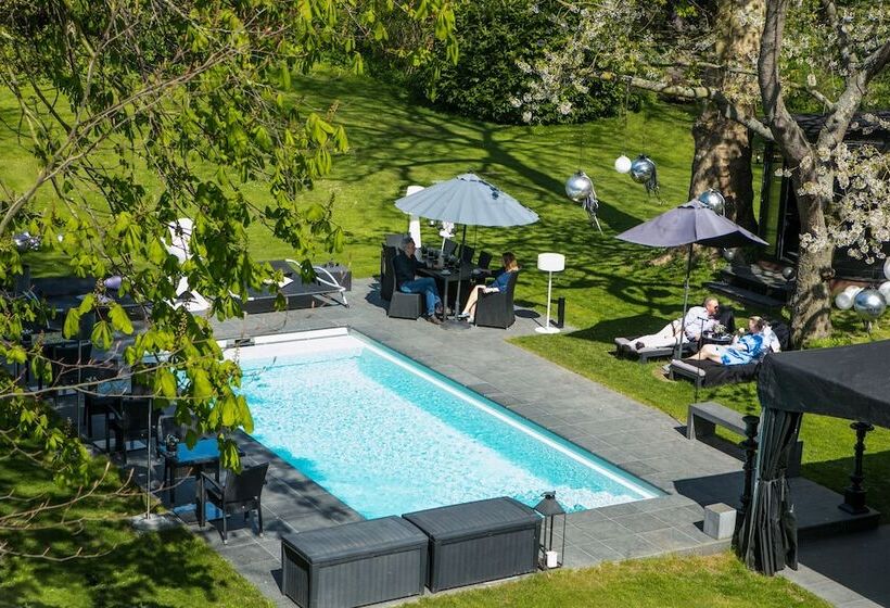 Charmehotel Manoir Ogygia