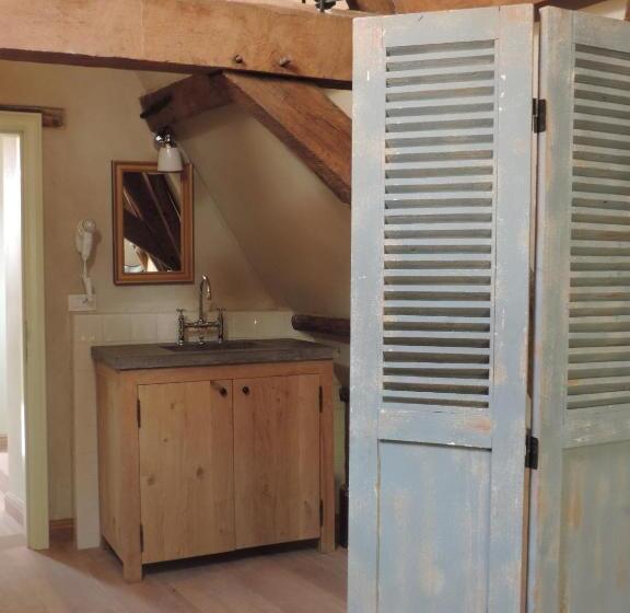 هتل B&b Saintsauveur Bruges