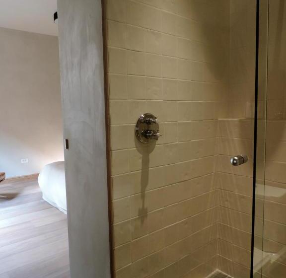 هتل B&b Saintsauveur Bruges