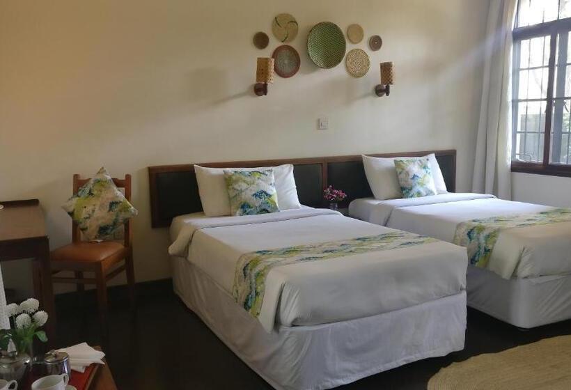 هتل Bristol Cottages Kilimanjaro