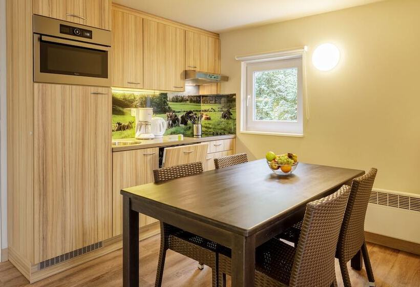 هتل Center Parcs Les Ardennes