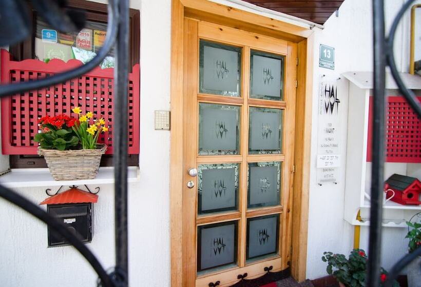 Fotos del hotel Halvat Guesthouse:  69