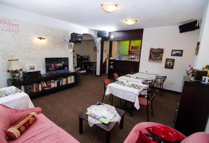 Fotos del hotel Halvat Guesthouse:  36