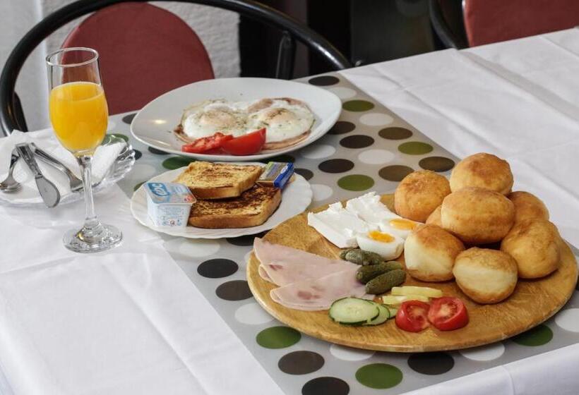 Fotos del hotel Halvat Guesthouse:  58