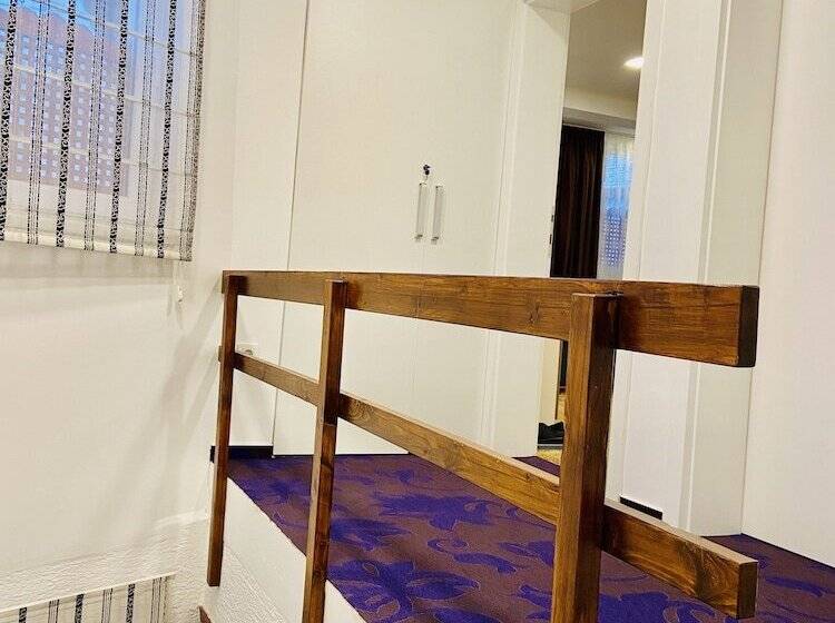 Fotos del hotel Halvat Guesthouse:  68