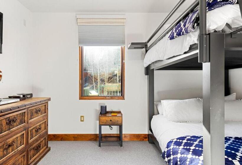 هتل Dakota Place 7