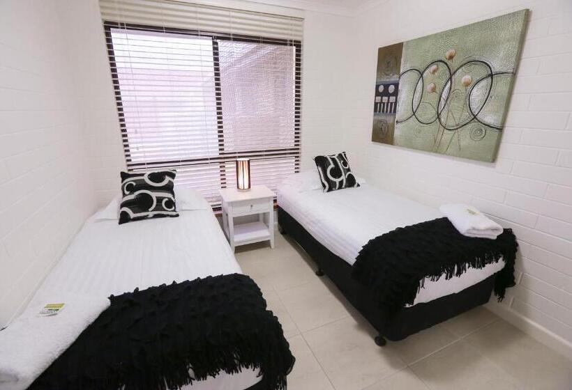 בית מלון כפרי Mildura Holiday Villas