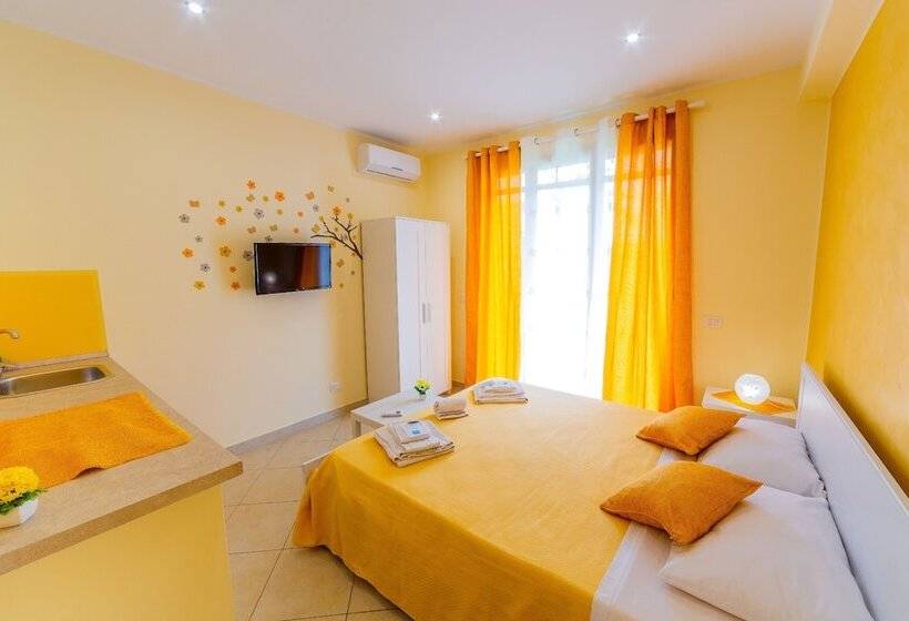 تختخواب و صبحانه Sicily In Love 2   Rooms & Breakfast