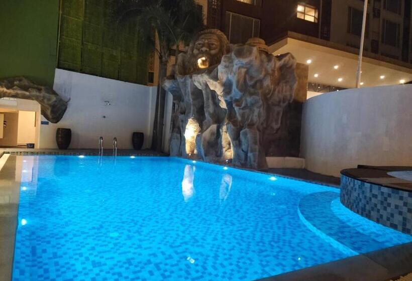 Days Hotel Chennai Omr
