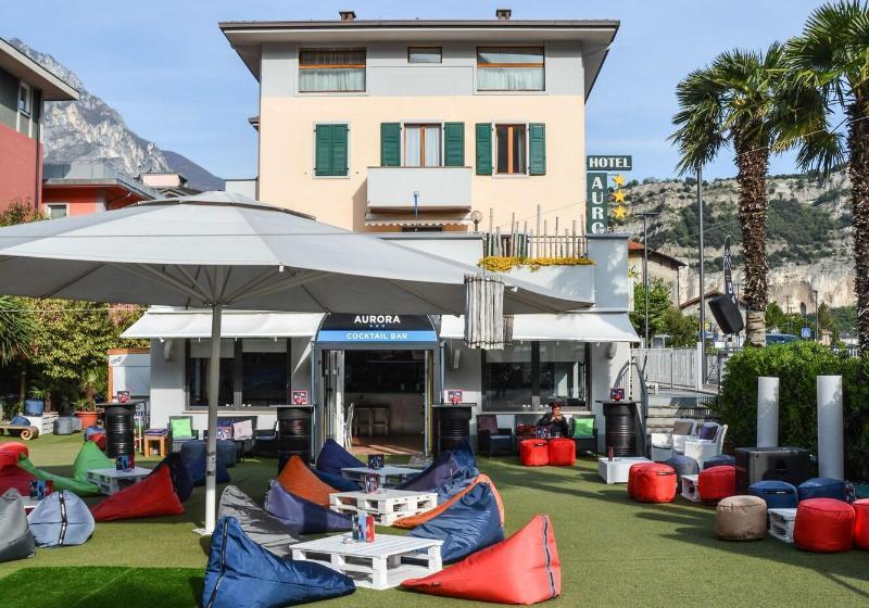 هتل Aurora & Appartamenti