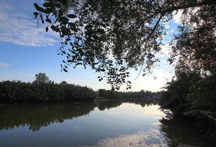 هتل Baan Suan Nuan Ta