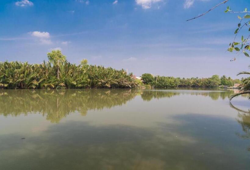 هتل Baan Suan Nuan Ta